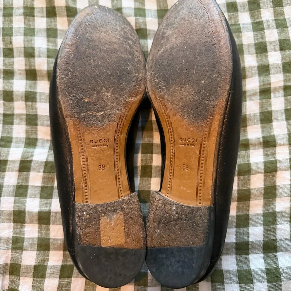 Gucci Black Leather Loafers with Gold Bit - Picture 4 of 9